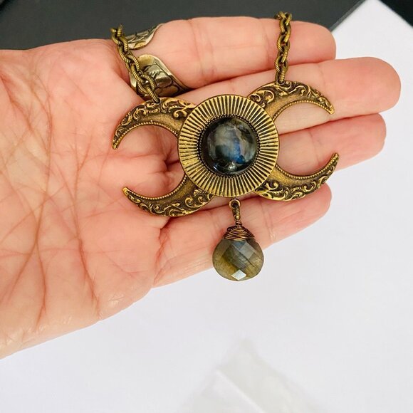 The Horned Goddess Necklace - Picture 6 of 8